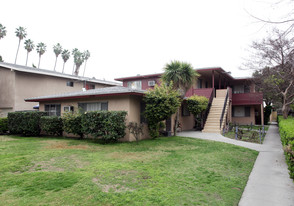 378-386 E Alvarado St Apartments