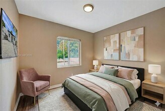 170 NW 46th St in Miami, FL - Building Photo - Building Photo