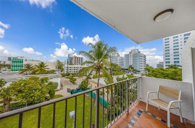 6545 Indian Creek Dr, Unit 504 in Miami Beach, FL - Building Photo - Building Photo