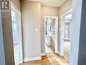 100 Twenty Fifth St in Toronto, ON - Building Photo - Building Photo