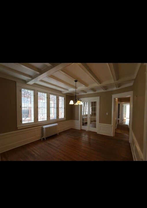 546 Richmond Ave, Unit 546 Richmond Ave in Buffalo, NY - Building Photo
