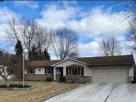 7304 Elmwood Rd in Temperance, MI - Building Photo