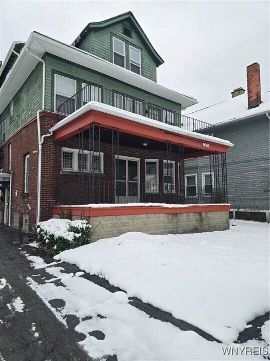 37 Minnesota Ave in Buffalo, NY - Building Photo