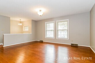 2312 NE 72nd Terrace in Gladstone, MO - Building Photo - Building Photo