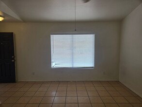 11911 W Scotts Dr in El Mirage, AZ - Building Photo - Building Photo