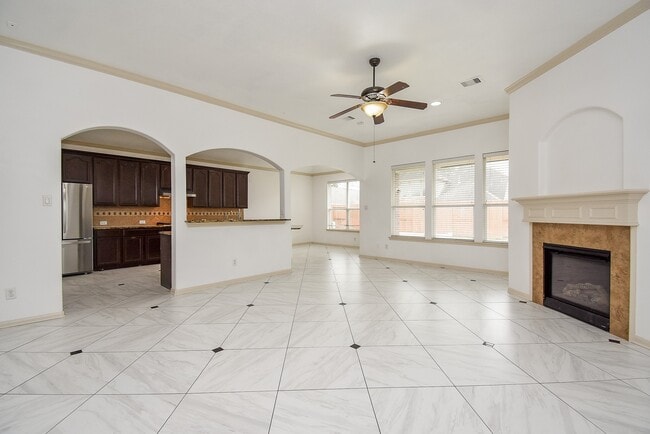 6822 Clemson Ln in Sugar Land, TX - Building Photo - Building Photo