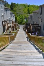 Stewart Street Apartments in Morgantown, WV - Foto de edificio - Building Photo