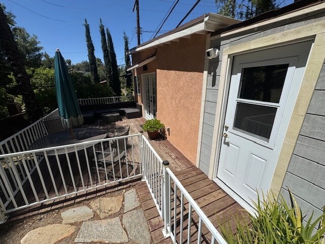 4807 Escobedo Dr in Woodland Hills, CA - Building Photo - Building Photo