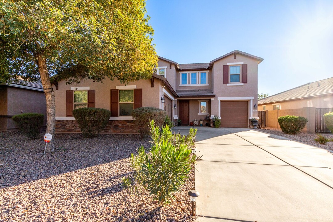 849 W Desert Glen Dr in San Tan Valley, AZ - Building Photo