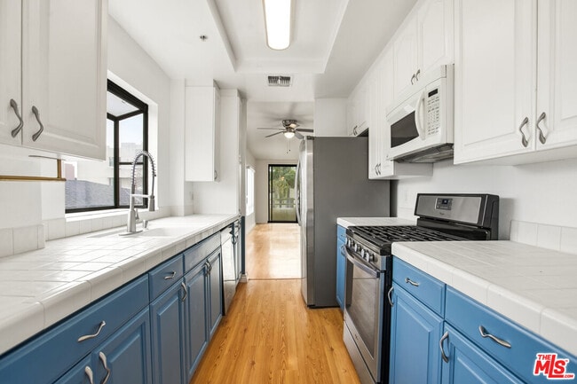 property at 1059 S Sherbourne Dr