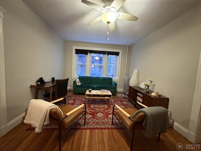 11 Gray St, Unit 2 in Cambridge, MA - Building Photo - Building Photo