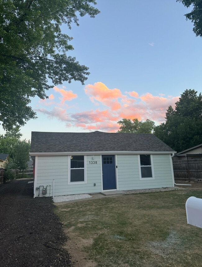 property at 1338 E 7th St