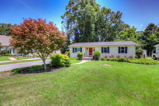 301 Perdido Ave in Fairhope, AL - Building Photo - Building Photo