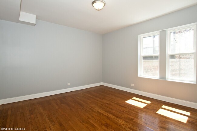 7943 S Drexel Ave in Chicago, IL - Building Photo - Building Photo