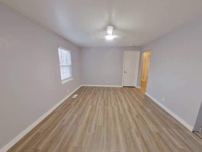 4321 E Bayley St in Wichita, KS - Building Photo - Building Photo