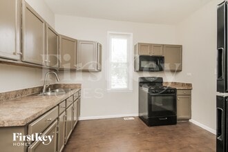 14522 S Short St, Unit 1208 in Posen, IL - Building Photo - Building Photo