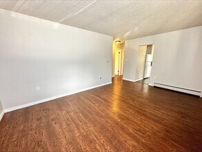 831 Fontmore Rd in Colorado Springs, CO - Building Photo - Building Photo