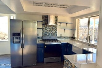 4613 Sun Valley Dr in El Paso, TX - Building Photo - Building Photo