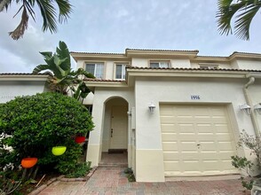 1956 NW 79th Terrace in Pembroke Pines, FL - Building Photo - Building Photo