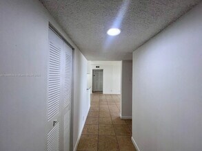 5720 Rock Island Rd in Tamarac, FL - Building Photo - Building Photo