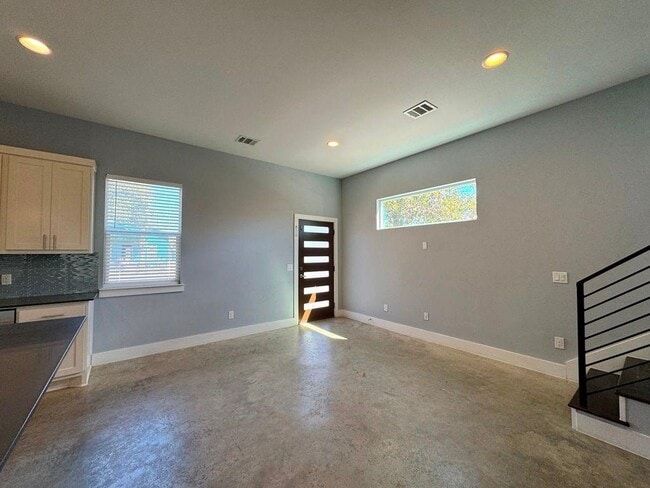 6201 Felix Ave in Austin, TX - Building Photo - Building Photo