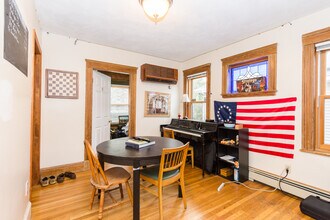 200 Calumet St in Boston, MA - Building Photo - Building Photo