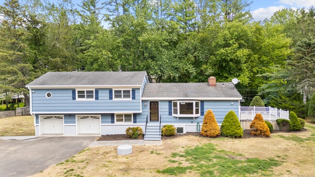 3840 Black Rock Tpke