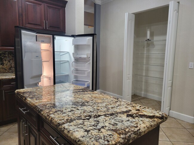 13196 SW 190th St in Miami, FL - Building Photo - Building Photo