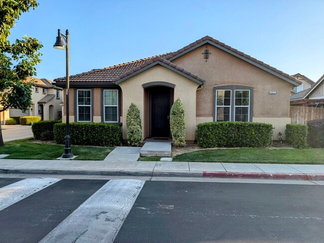 property at 4373 W Pinsapo Dr