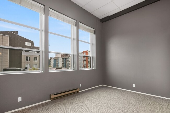 property at 417 E Pine St