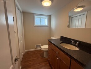 192 S Long Beach Rd in Rockville Centre, NY - Foto de edificio - Building Photo