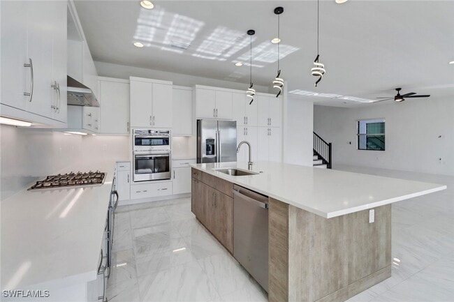 property at 20458 Fair Oak Ln