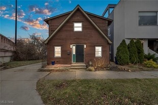 2013 W 19th St in Cleveland, OH - Building Photo