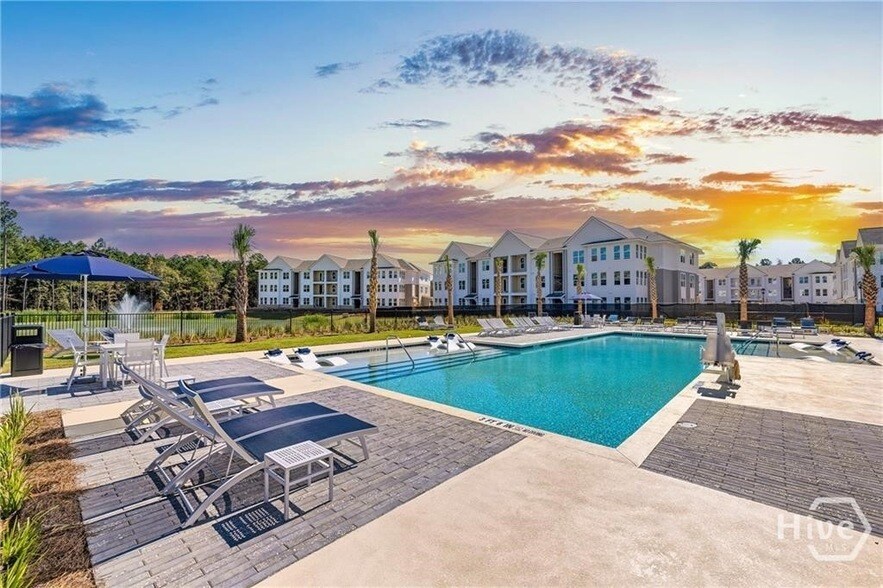 7450 GA-21, Unit Savannah in Port Wentworth, GA - Building Photo