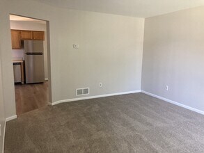 7 Lille Ct in Newark, DE - Building Photo - Building Photo