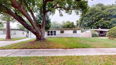 11671 Shellfish Dr in Jacksonville, FL - Foto de edificio - Building Photo