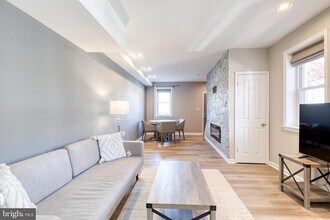 447 Gittings St in Baltimore, MD - Building Photo - Building Photo