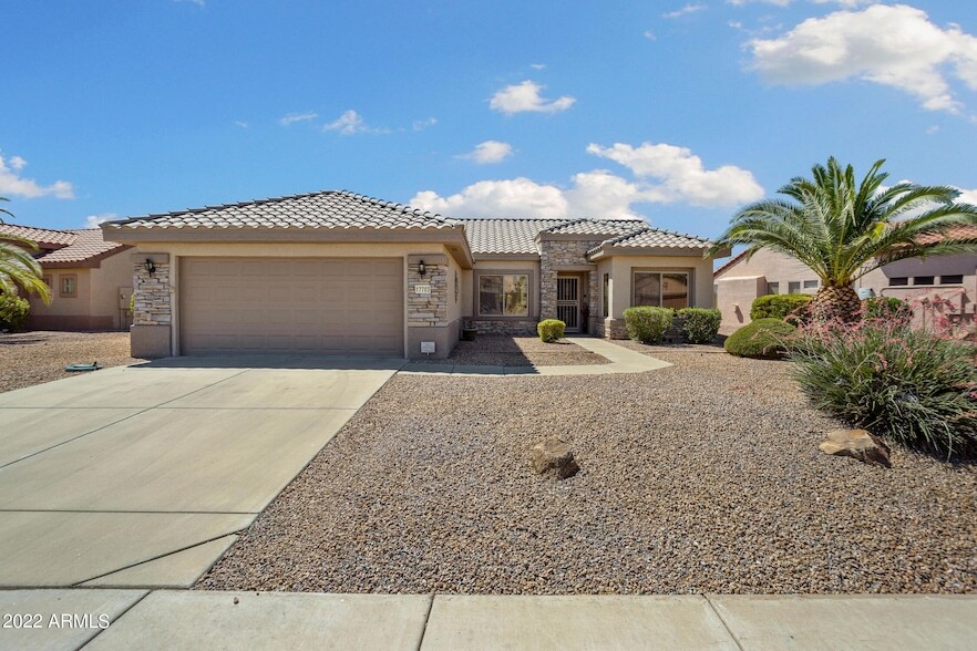 17703 N Escalante Ln, Unit 1120 in Surprise, AZ - Building Photo