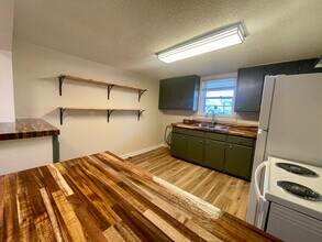 521 10th Ave NW in Decatur, AL - Building Photo - Building Photo