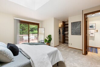 12013 Exeter Ave NE in Seattle, WA - Building Photo - Building Photo