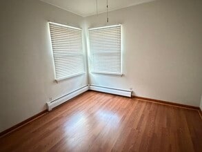 1014 Clement St in Joliet, IL - Building Photo - Building Photo