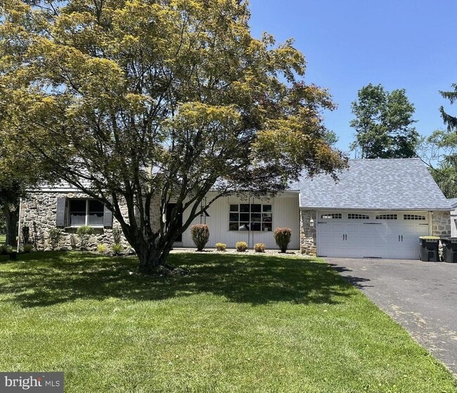 property at 1240 Jacksonville Rd
