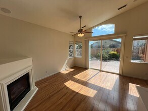 2249 Gallup Dr in Folsom, CA - Building Photo - Building Photo