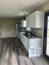 13332 Johnstown Utica Rd in Johnstown, OH - Building Photo - Building Photo