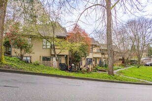 2801 8th Av E in Vancouver, BC - Building Photo