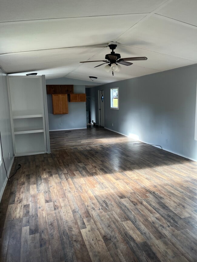 23 Brinwood Dr in Weaverville, NC - Building Photo - Building Photo