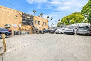 1503 N Normandie Ave, Unit Apt 5 in Los Angeles, CA - Building Photo