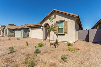 10166 Amelia Ave in Avondale, AZ - Building Photo - Building Photo