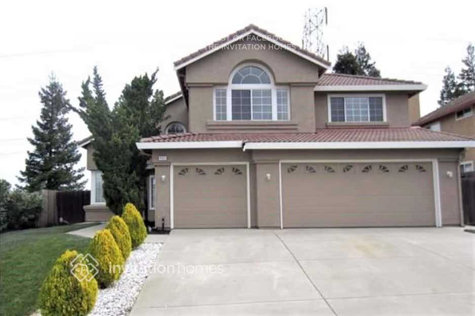 4625 Arabian Way in Antioch, CA - Building Photo