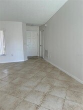 1515 Silktree Ct in Brandon, FL - Building Photo - Building Photo